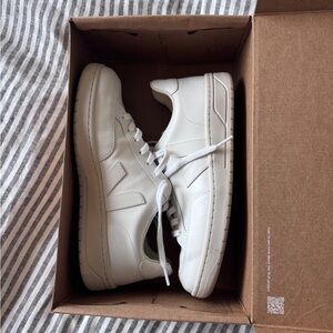 Veja Men's Sneakers - V12